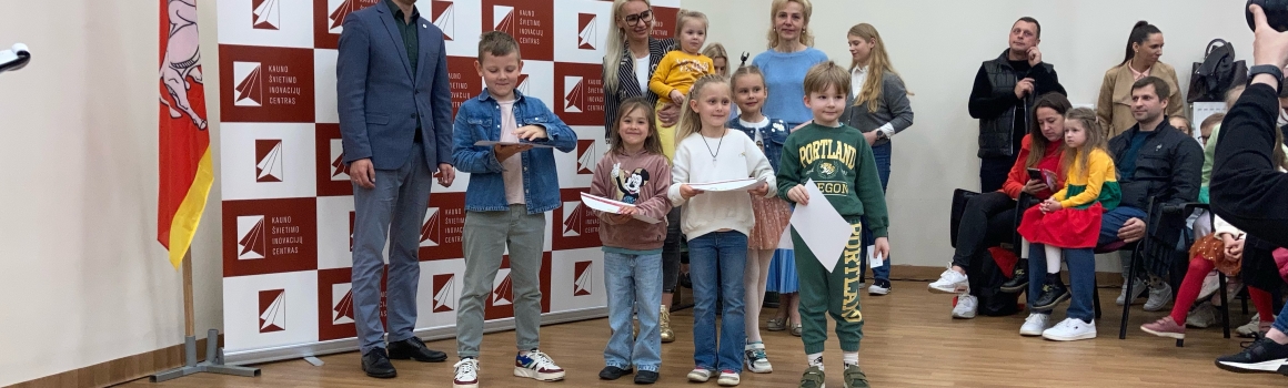 Vaikų kūrybinių darbų konkurso “Karlsonas, kuris gyvena ant stogo”, skirto skandinavijos dienoms 2023 m. paminėti apdovanojimų renginys.